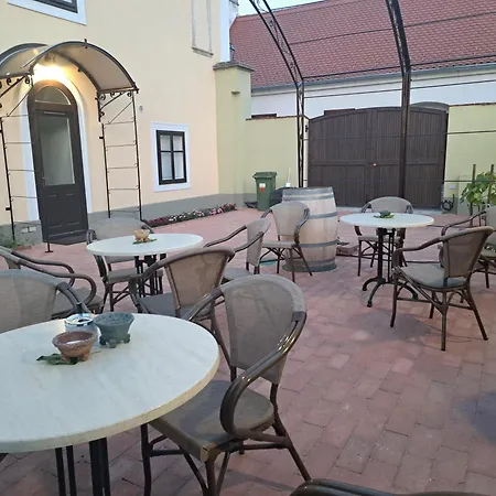 Bem Villa Apartman, Koszeg Exterior photo