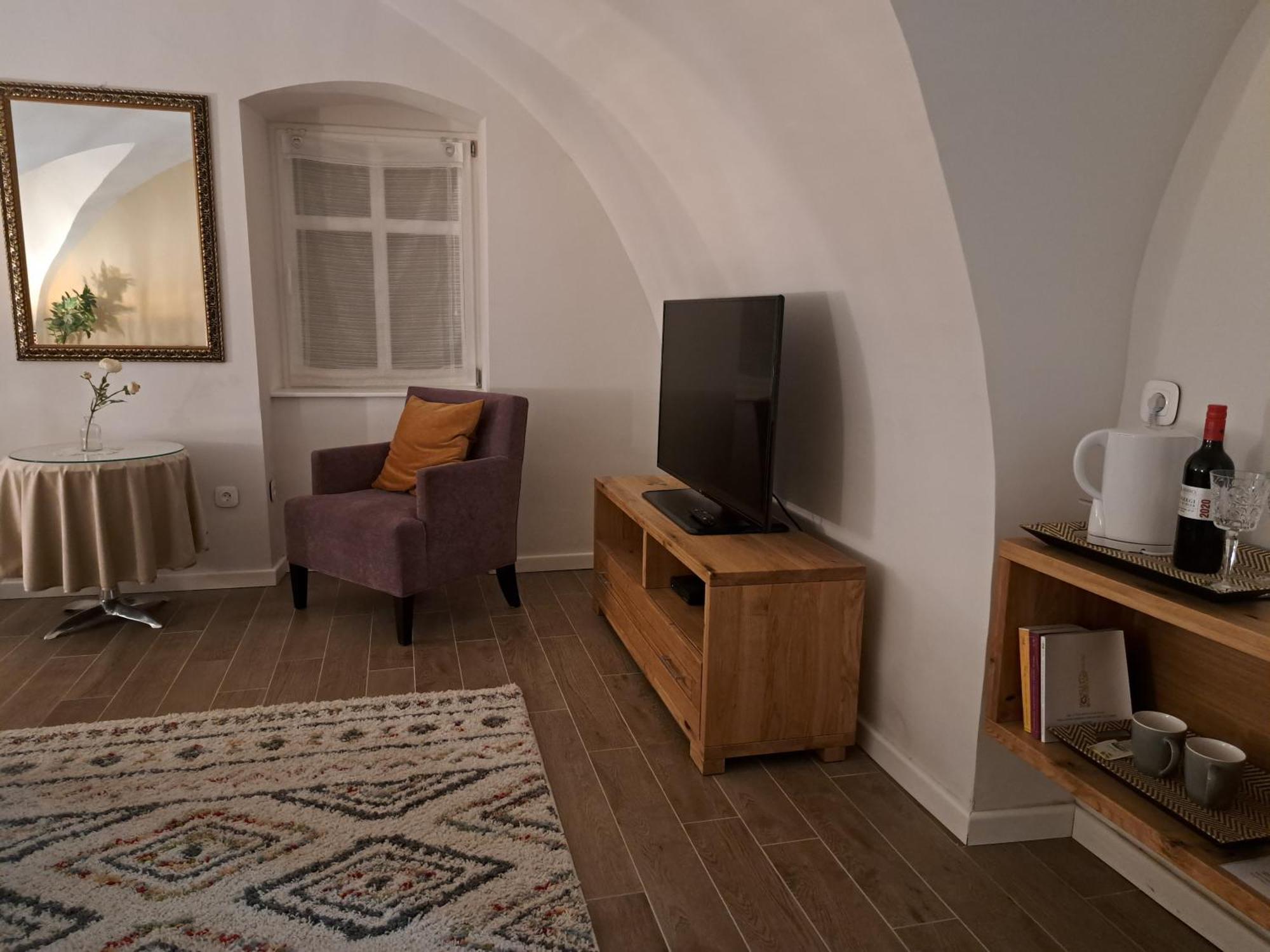 Apartment Bem Apartman, *