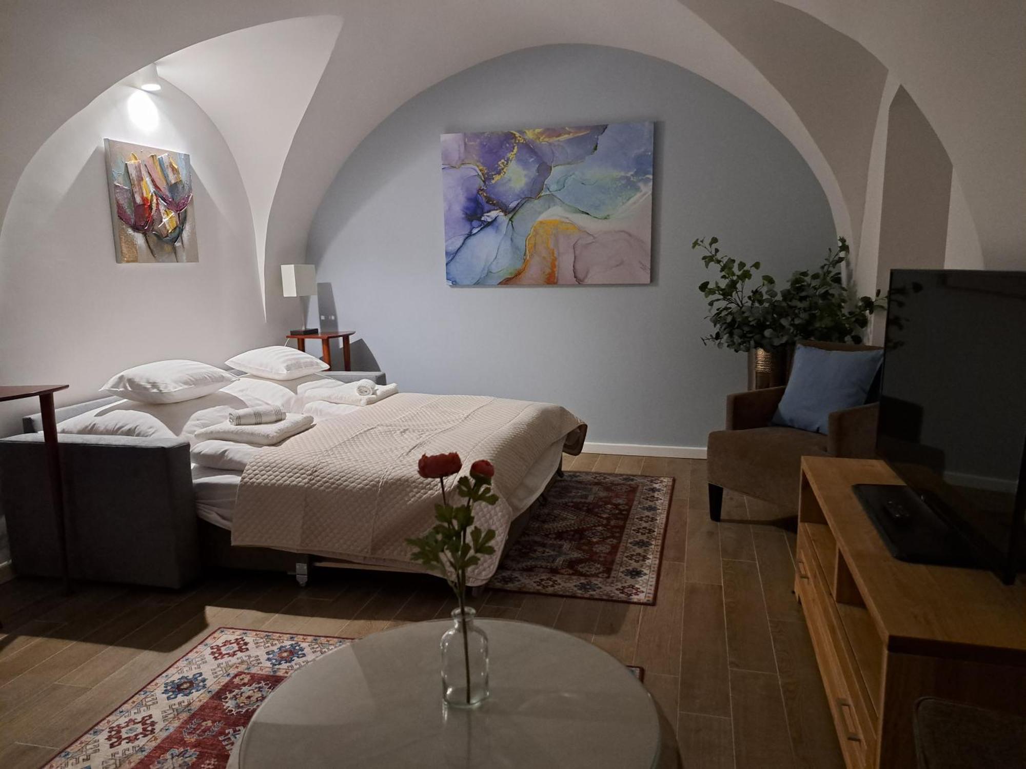 Bem Apartman, *
