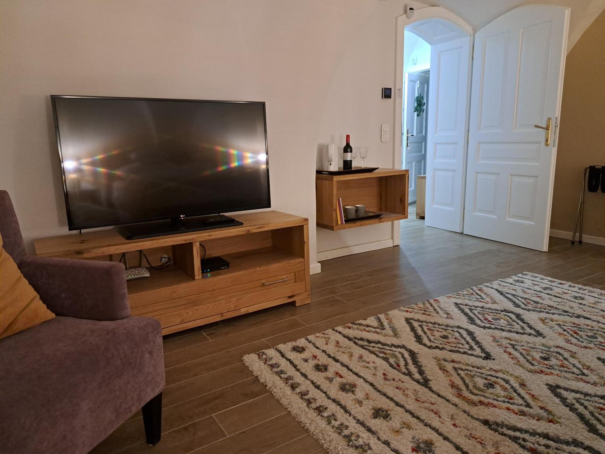 Bem Apartman, Koszeg